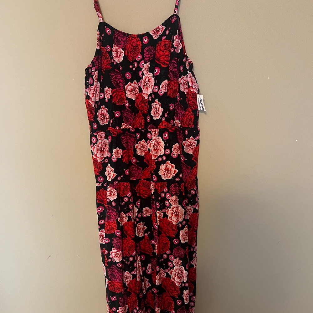 Floral maxi dress size small